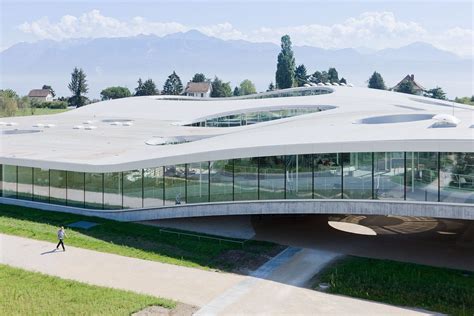 rolex learning center lausanne switzerland.